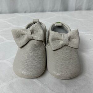 First Steps Adorable Baby Moccasins with Bow Size 3 (6-9 mos)